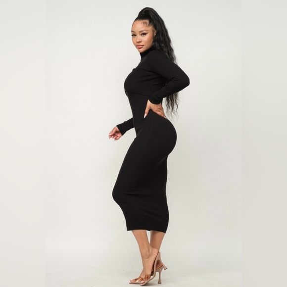 NWT Red Dinner Dress! Sizes Small- Large - Picture 4 of 8